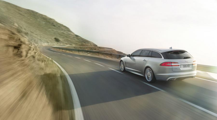  Jaguar XF Sportbrake 2012 года  (фото 26 из 63)